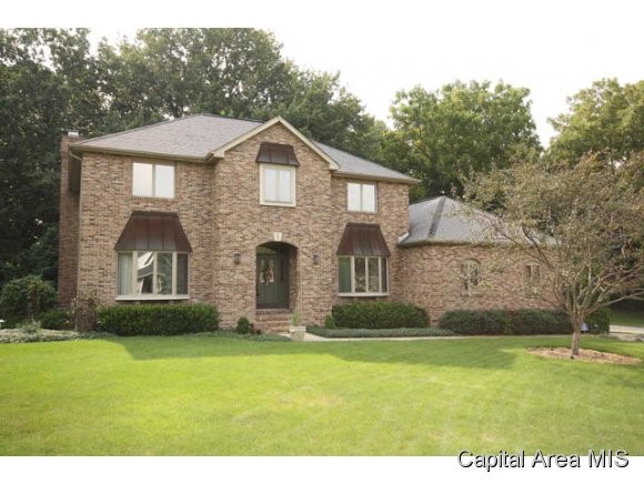 809 Fairfax Court Springfield, IL 62702 - Photo 1 of 12