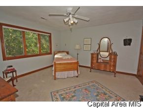809 Fairfax Court Springfield, IL 62702 - Photo 11 of 12