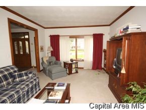 809 Fairfax Court Springfield, IL 62702 - Photo 4 of 12