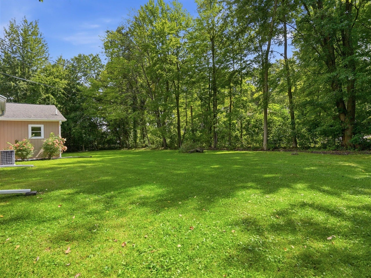 4493 Clifford Road Brighton, MI 48116 - Photo 44 of 69 Gallery Image 44