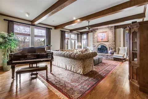 $1,225,000 | 9009 Arbor Park Drive, Dallas, TX 75243