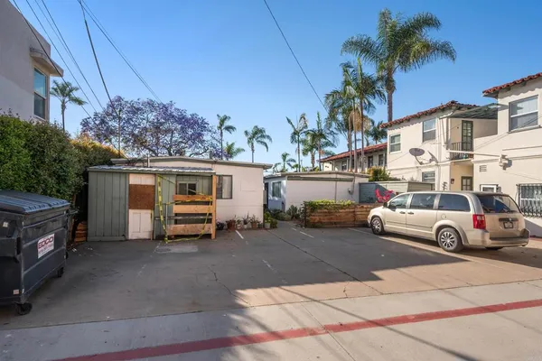 $3,600,000 | 221-225 D Avenue, Coronado, CA 92118