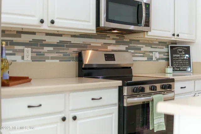 $345,900 | 11567 Sycamore Cove Lane, Jacksonville, FL 32218