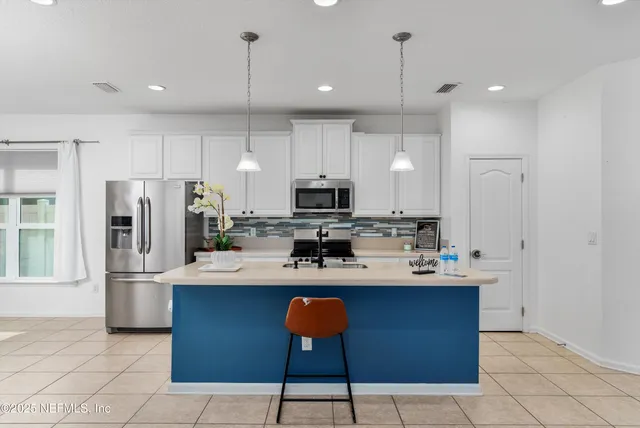 $345,900 | 11567 Sycamore Cove Lane, Jacksonville, FL 32218