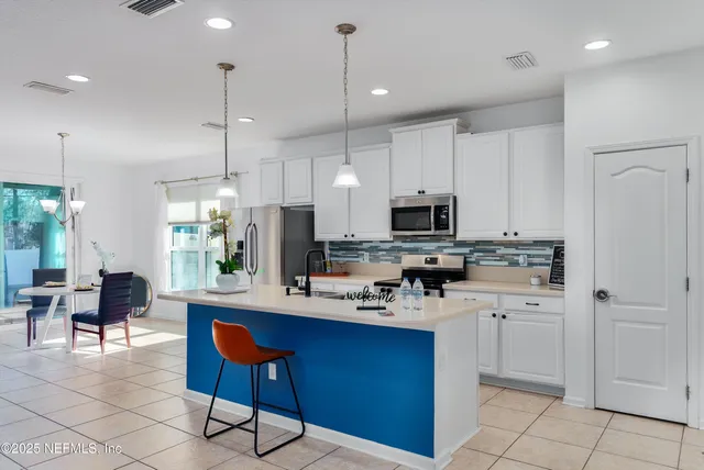 $345,900 | 11567 Sycamore Cove Lane, Jacksonville, FL 32218