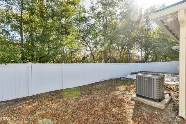 $345,900 | 11567 Sycamore Cove Lane, Jacksonville, FL 32218