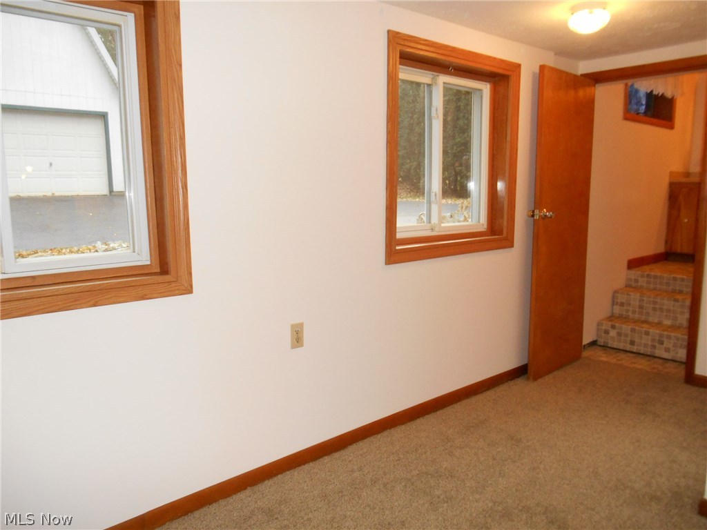 2956 Farmdale Road Akron, OH 44312 - Photo 9 of 31 Gallery Image 9