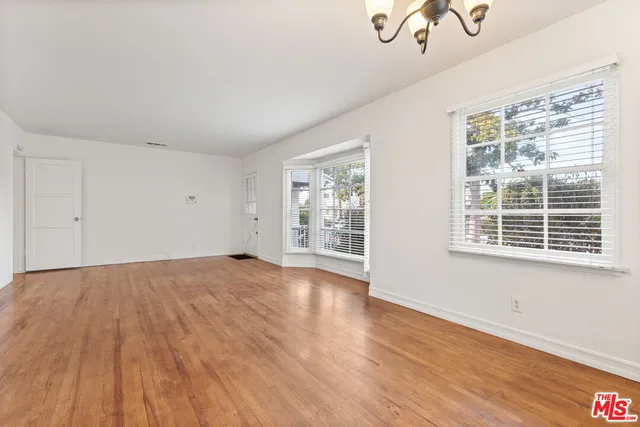 $5,100 | 6648 West 80th Place, Los Angeles, CA 90045