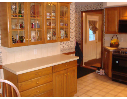 8 Mine Brook Road Rehoboth, MA 02769 - Photo 3 of 18 Gallery Image 3