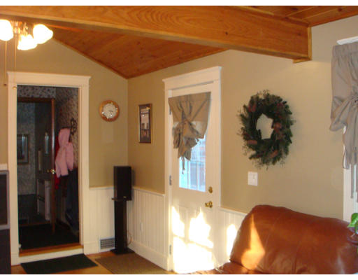 8 Mine Brook Road Rehoboth, MA 02769 - Photo 5 of 18 Gallery Image 5