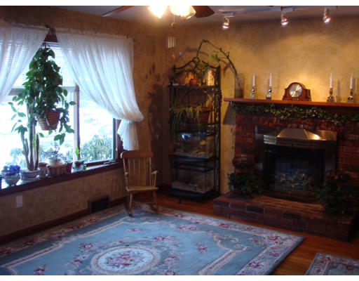 8 Mine Brook Road Rehoboth, MA 02769 - Photo 7 of 18 Gallery Image 7