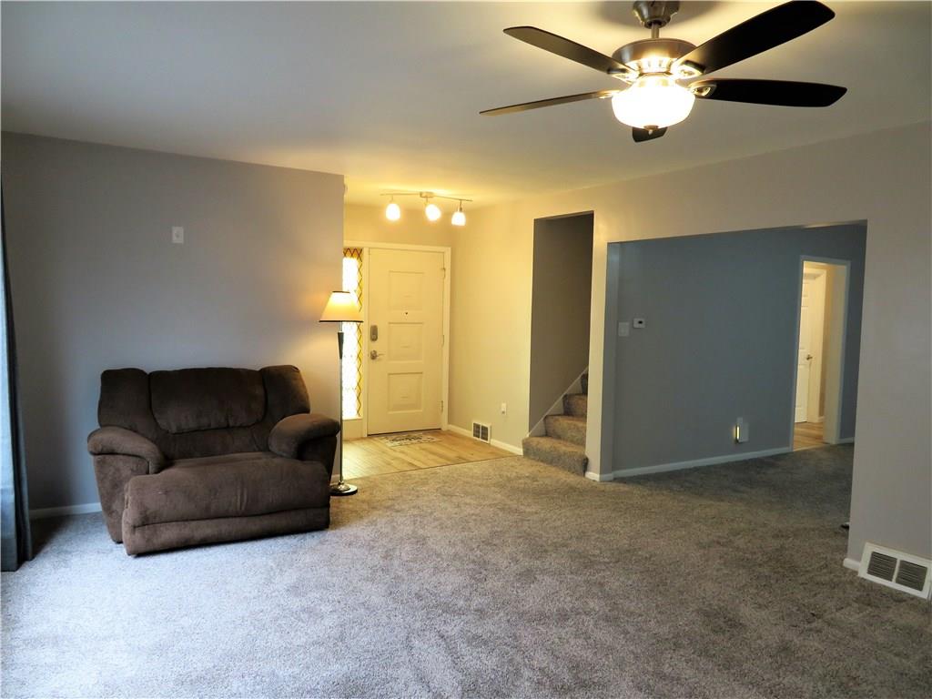 1142 Harmony Road Baden, PA 15005 - Photo 4 of 25