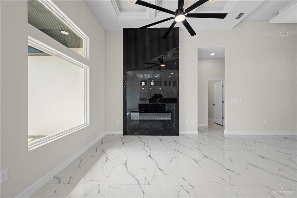 801 Falcon Street Rio Grande City, TX 78582 - Photo 4 of 36 a view of an entryway