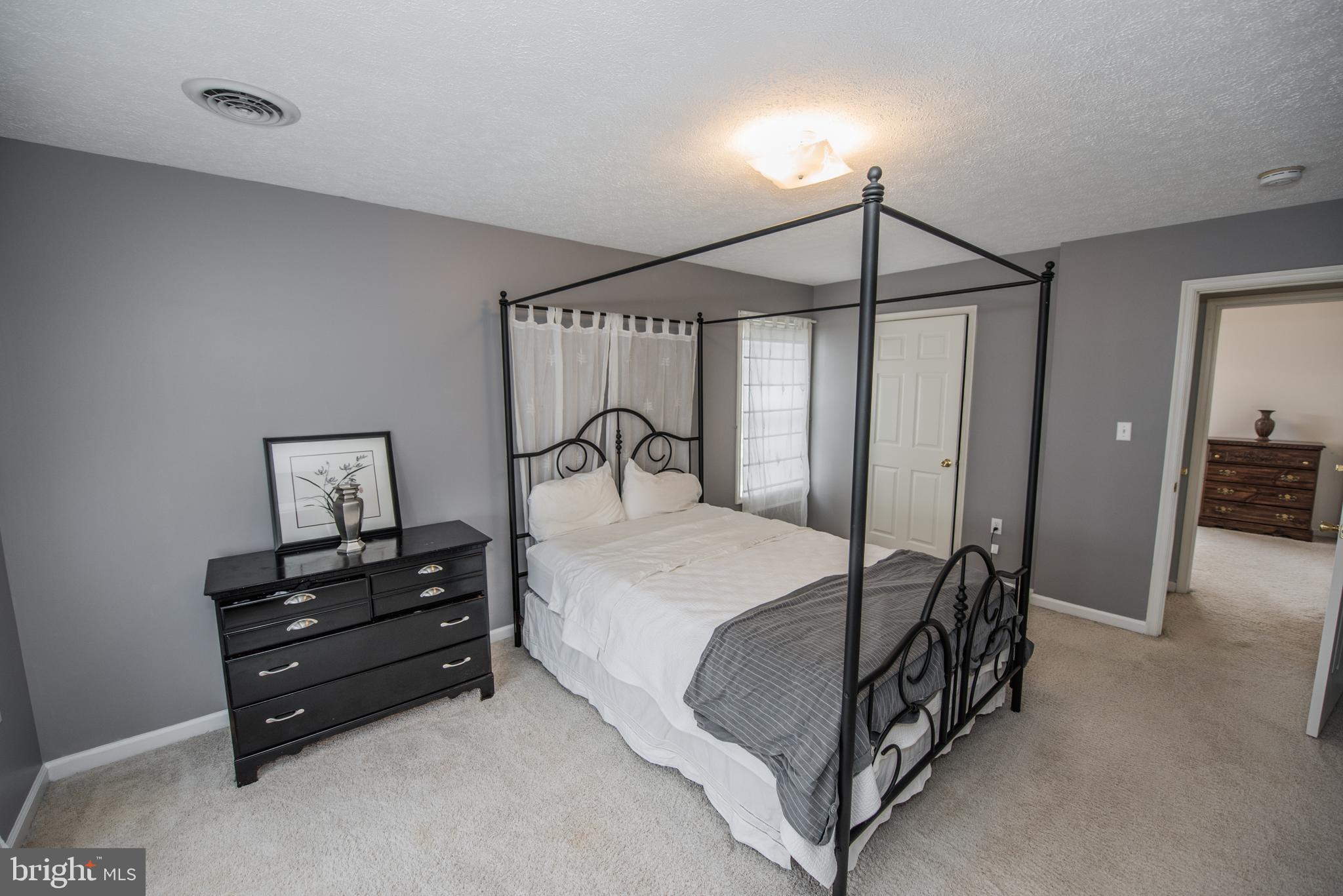 922 Oak Lee Drive Ranson, WV 25438 - Photo 22 of 43 Gallery Image 22