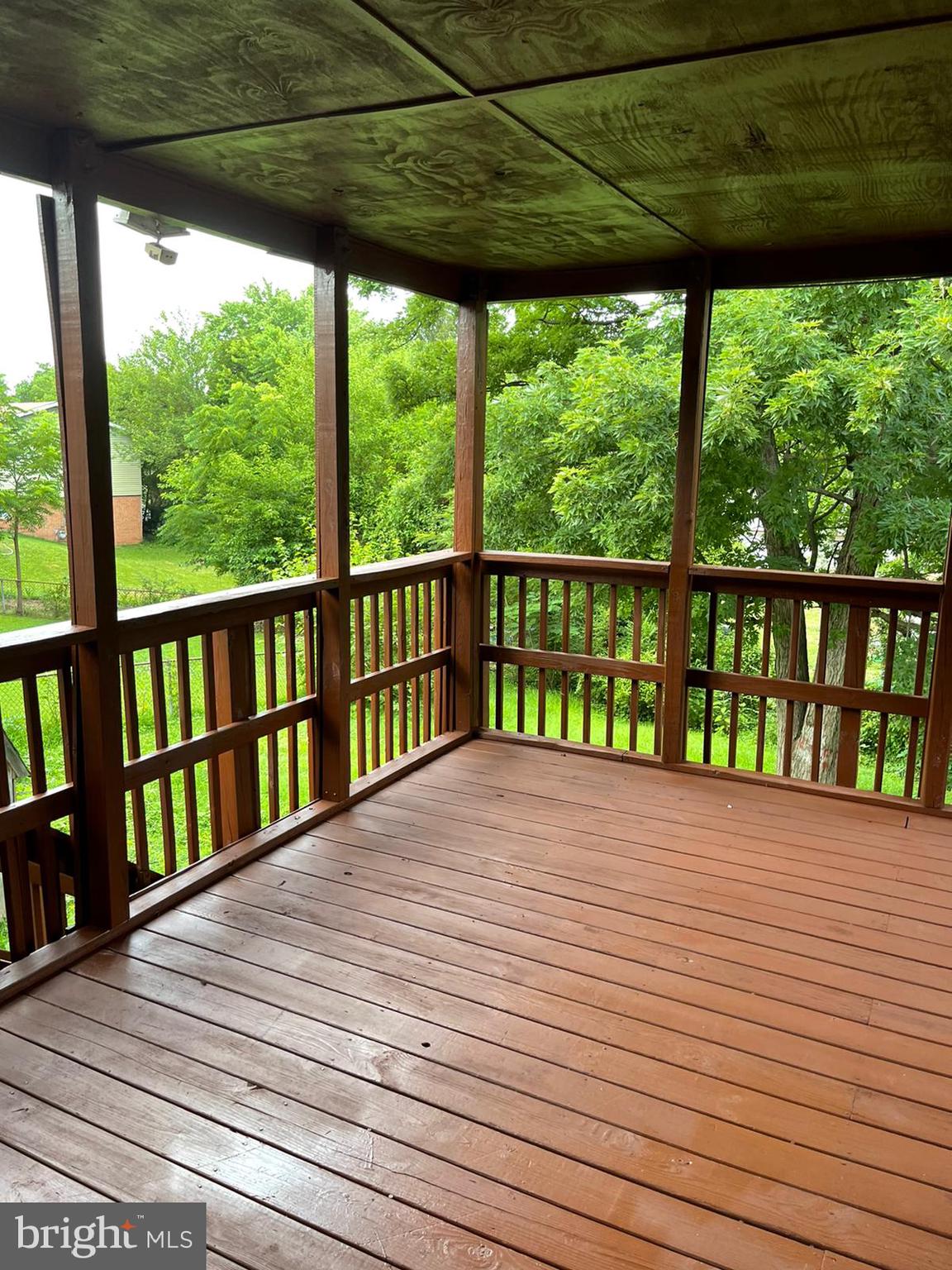 610 West Nettle Tree Road Sterling, VA 20164 - Photo 23 of 37 DECK
