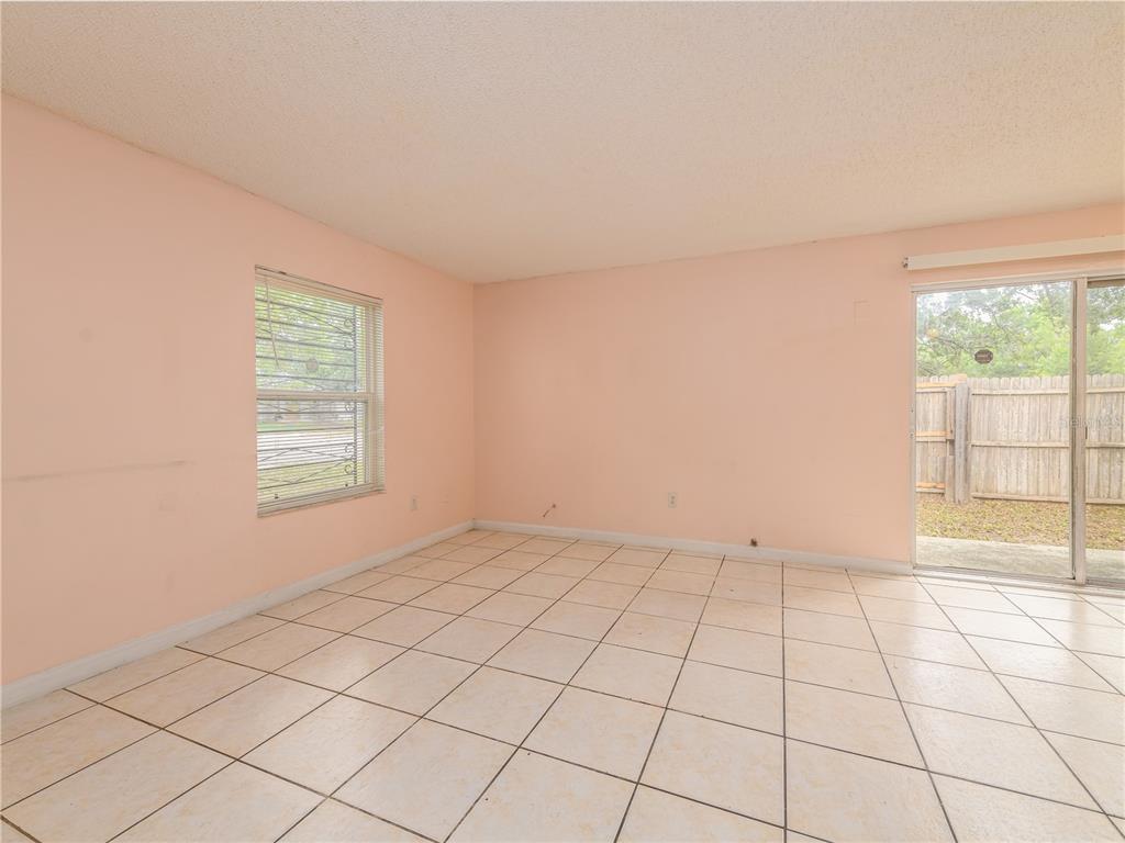 8702 Fish Lake Road Tampa, FL 33619 - Photo 6 of 38 Gallery Image 6