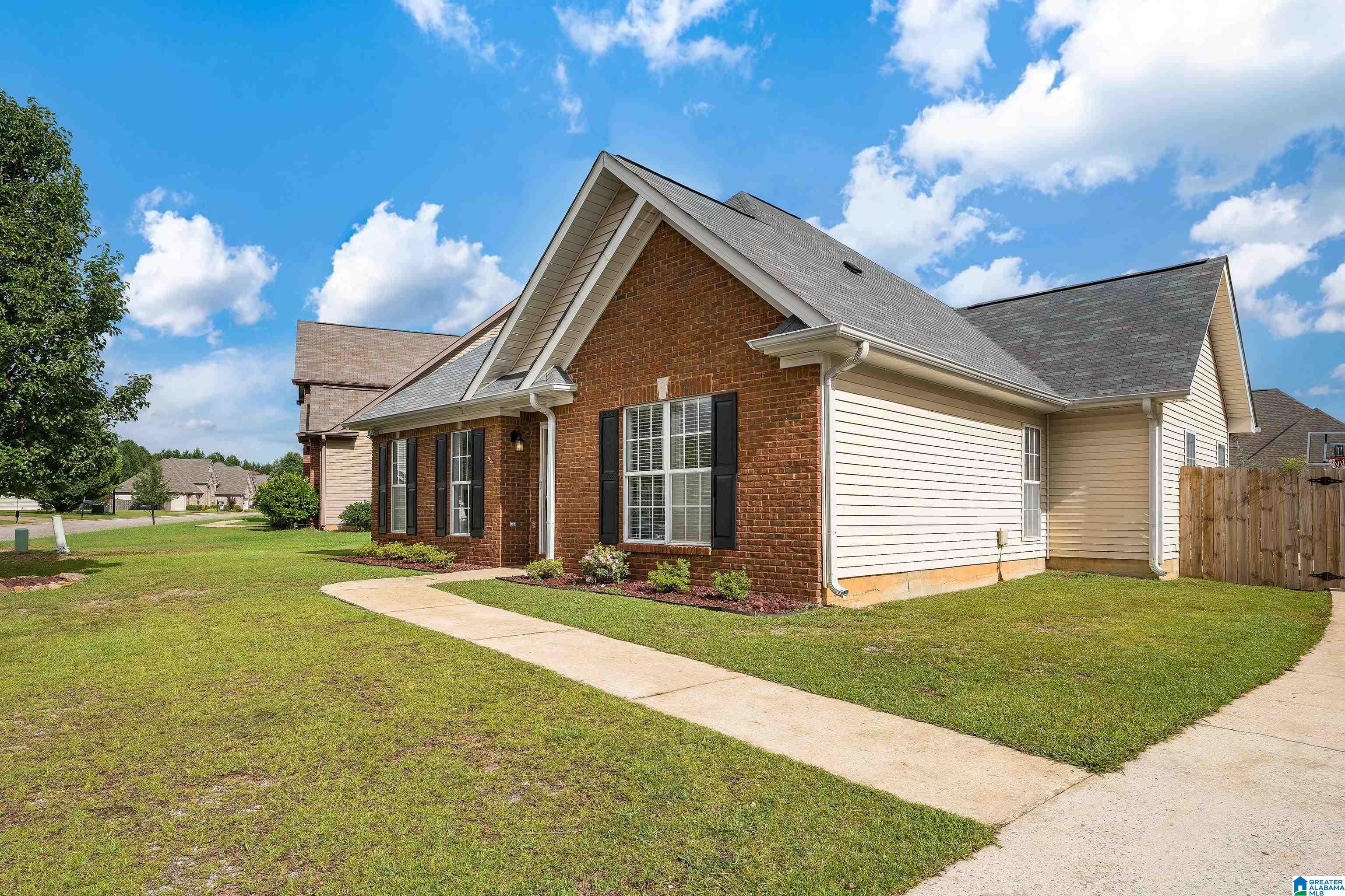 120 Addison Drive Calera, AL 35040 - Photo 3 of 28