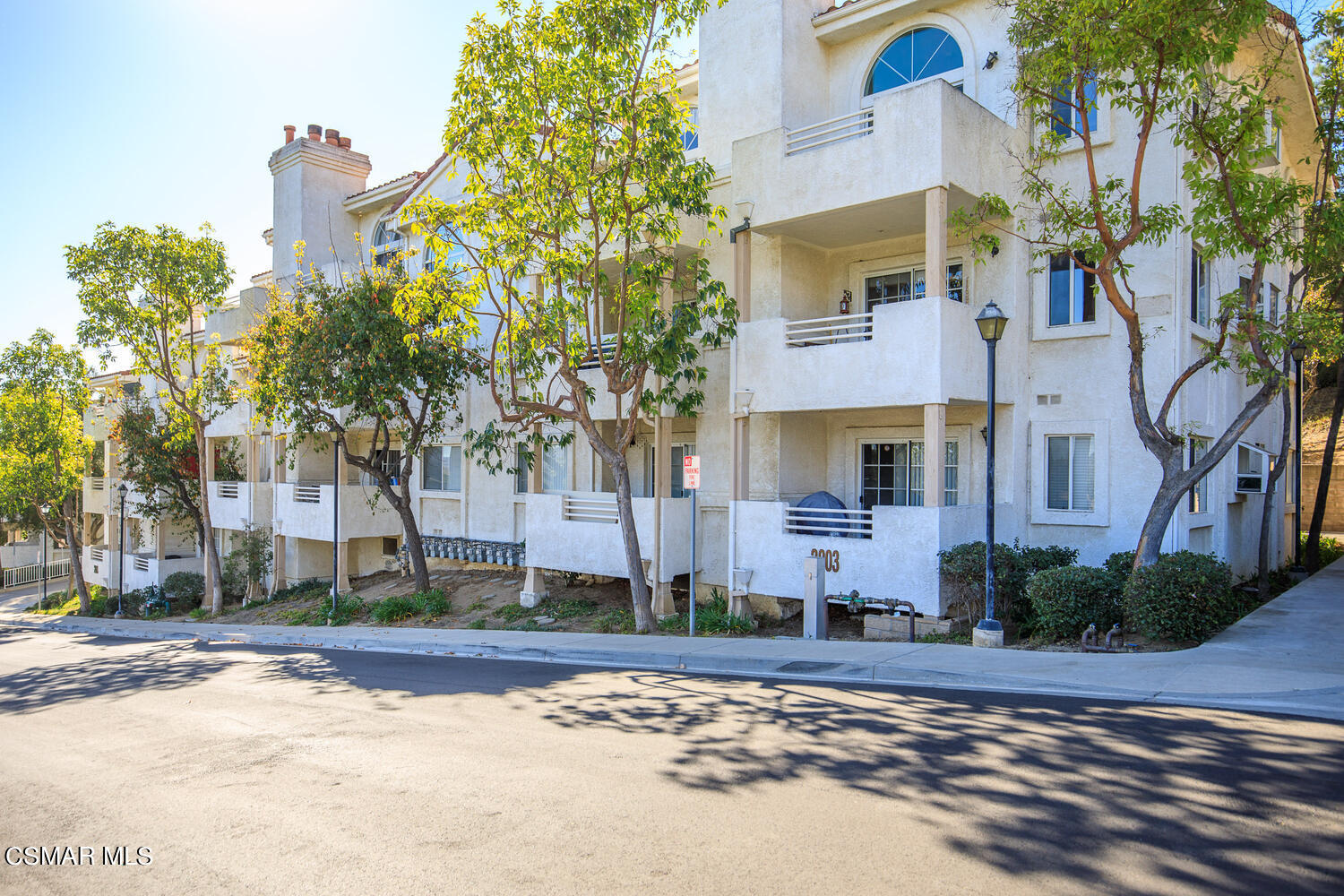 2803 Antonio Drive, Unit 201 Camarillo, CA 93010 - Photo 2 of 22 2803 Antonio Dr Unit UNIT 201-large-019-