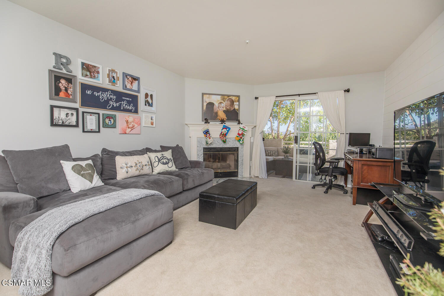 2803 Antonio Drive, Unit 201 Camarillo, CA 93010 - Photo 4 of 22 2803 Antonio Dr Unit UNIT 201-large-003-