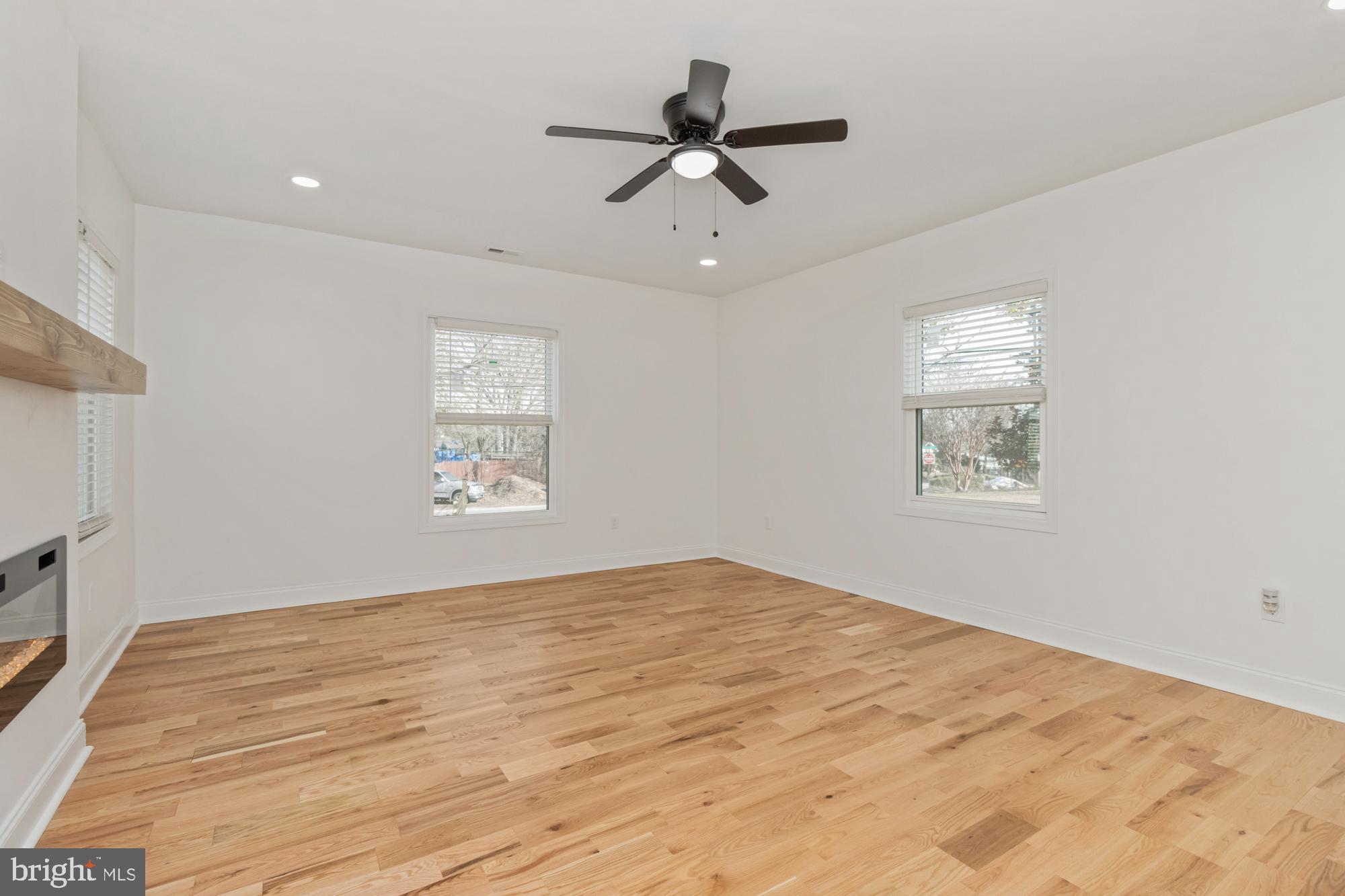 602 South Hammonds Ferry Road Linthicum Heights, MD 21090 - Photo 14 of 71