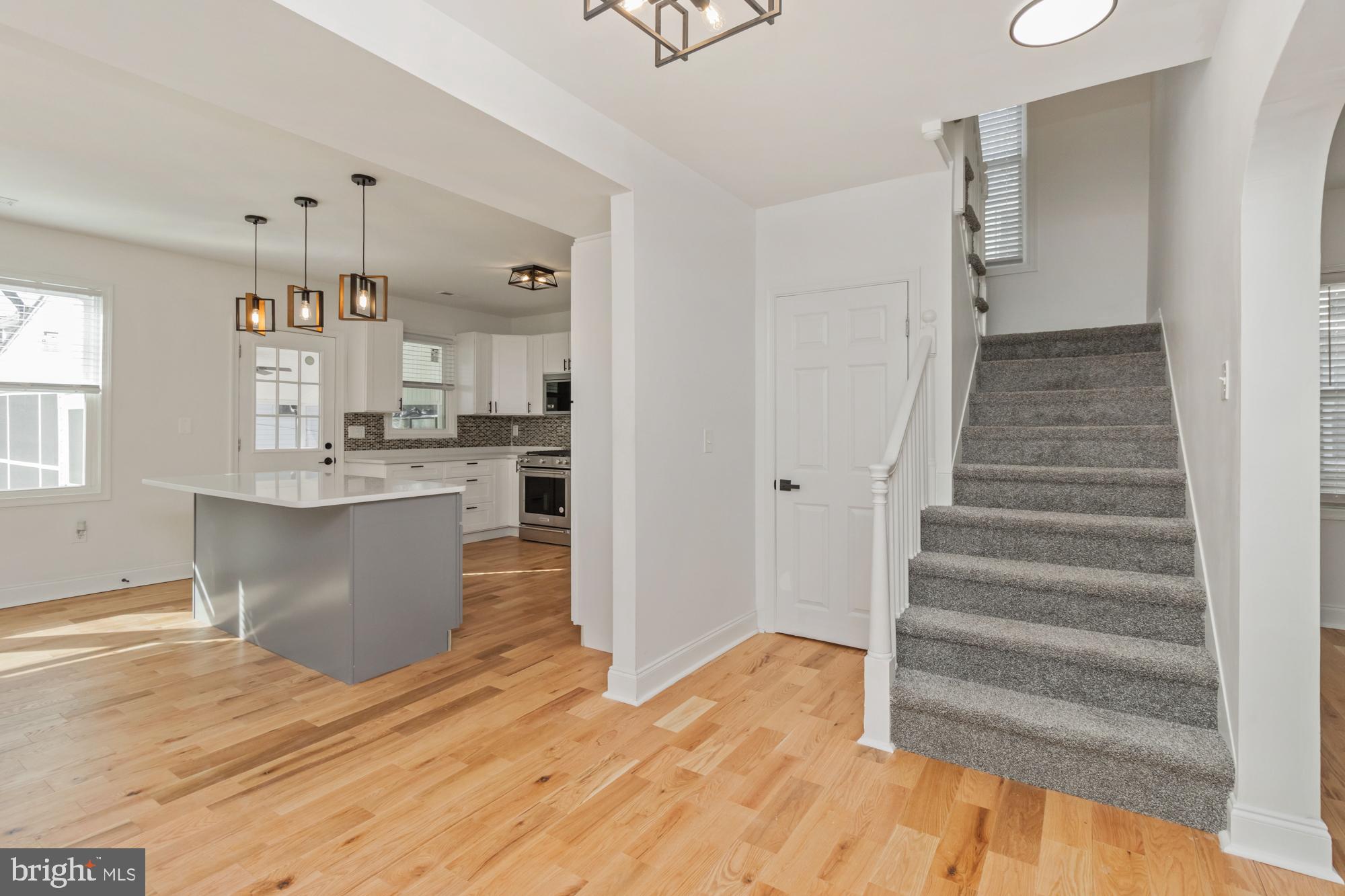 602 South Hammonds Ferry Road Linthicum Heights, MD 21090 - Photo 9 of 71