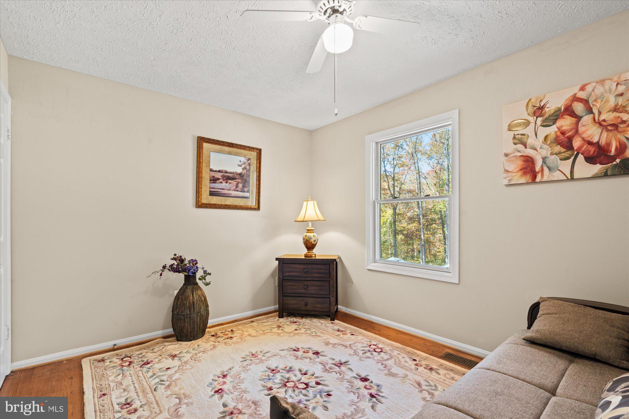 14520 Idlebrook Court Manassas, VA 20112 - Photo 38 of 87 a bedroom with bed and a window