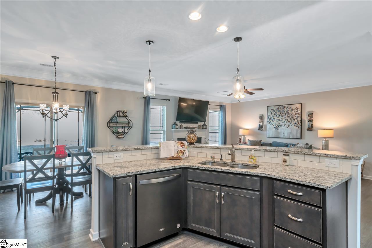 312 Skye Road Easley, SC 29642 - Photo 8 of 29 Gallery Image 8