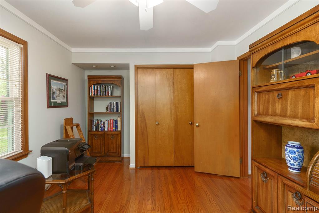 5690 Cobb Creek Road Rochester, MI 48306 - Photo 23 of 50