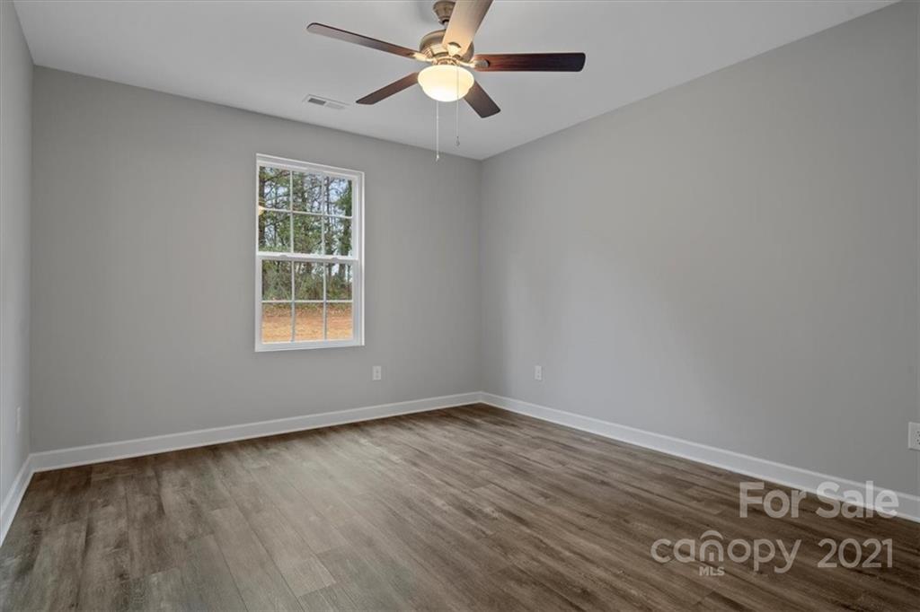 1185 C E Stewart Road Clover, SC 29710 - Photo 22 of 33 Gallery Image 22
