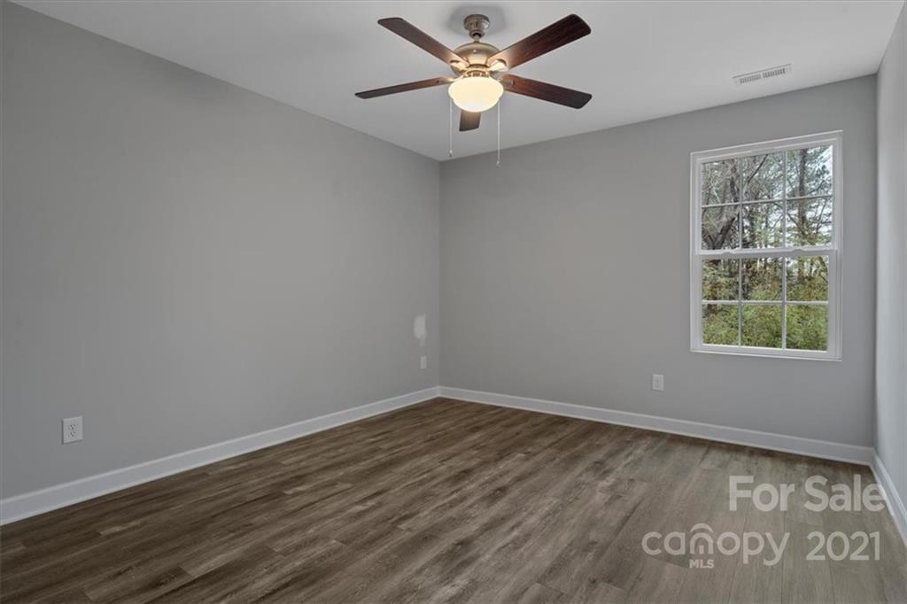 1185 C E Stewart Road Clover, SC 29710 - Photo 25 of 33 Gallery Image 25