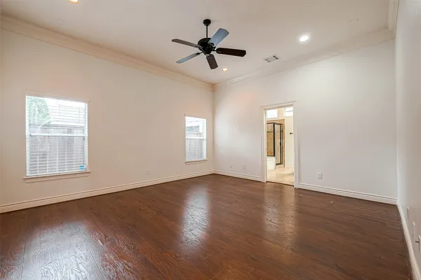 $2,700 | 5608 Kansas Street, Unit B, Houston, TX 77007