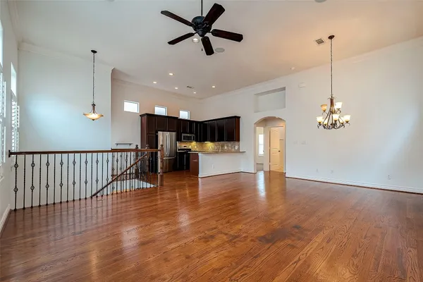 $2,700 | 5608 Kansas Street, Unit B, Houston, TX 77007