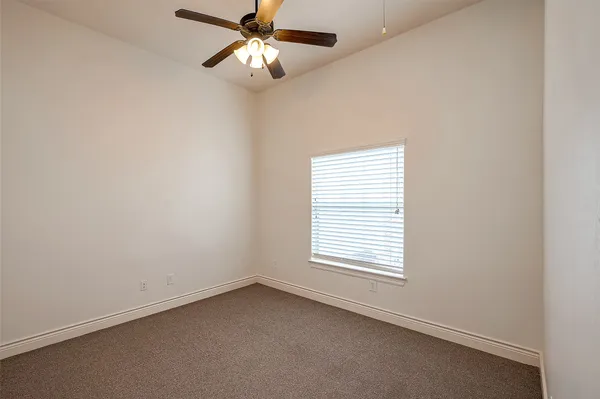 $2,700 | 5608 Kansas Street, Unit B, Houston, TX 77007