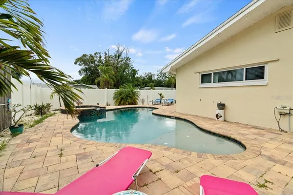 $659,664 | 1560 Bel-Keene Drive, Clearwater, FL 33756