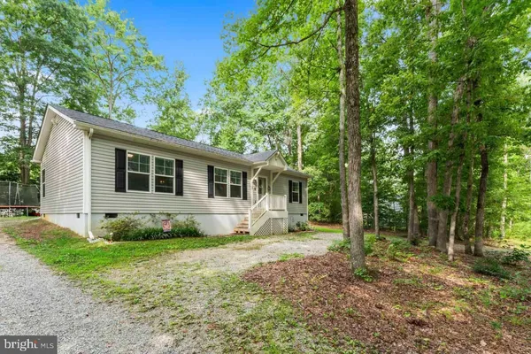 $335,000 | 127 Bunker Hill Drive, Ruther Glen, VA 22546