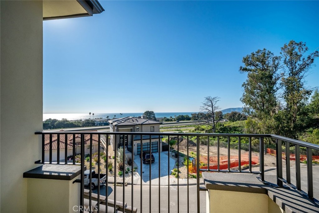 2736 Barcelona Pismo Beach, CA 93449 - Photo 20 of 49