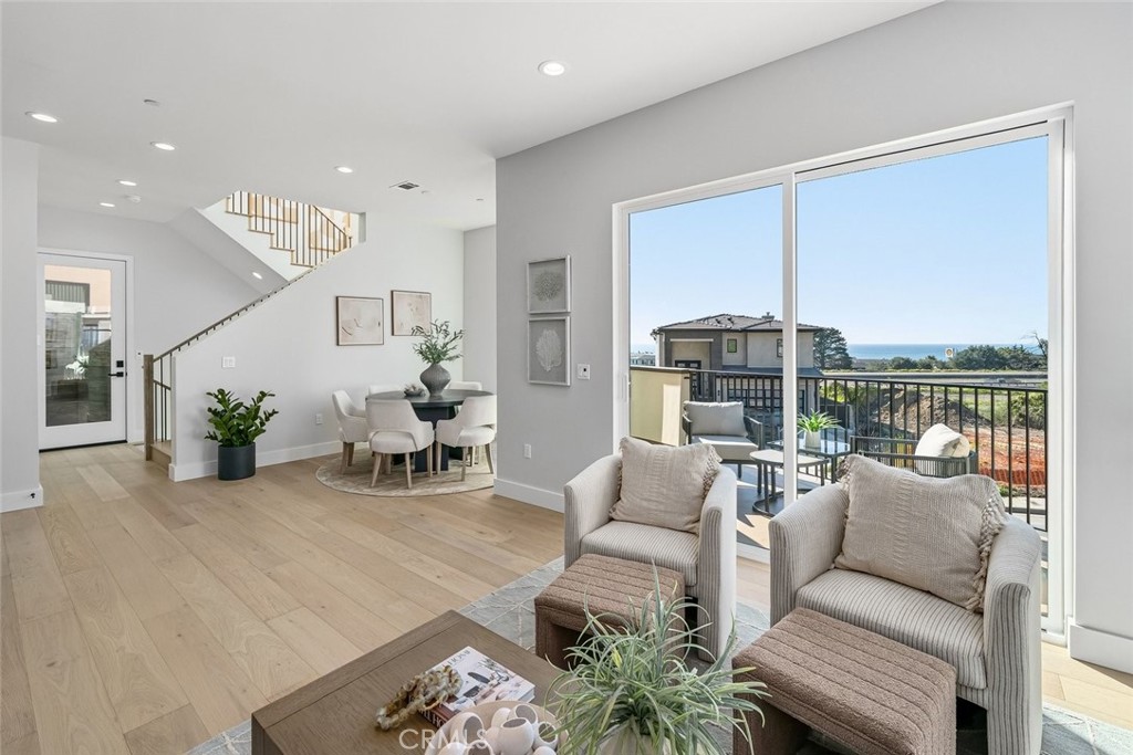 2736 Barcelona Pismo Beach, CA 93449 - Photo 5 of 49