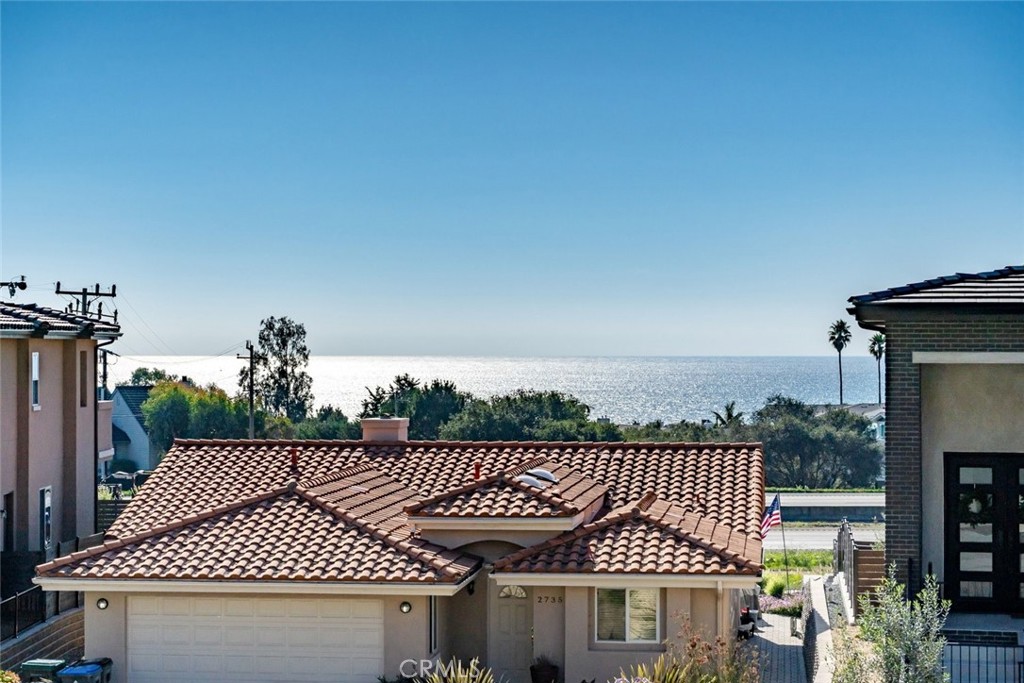 2736 Barcelona Pismo Beach, CA 93449 - Photo 9 of 49