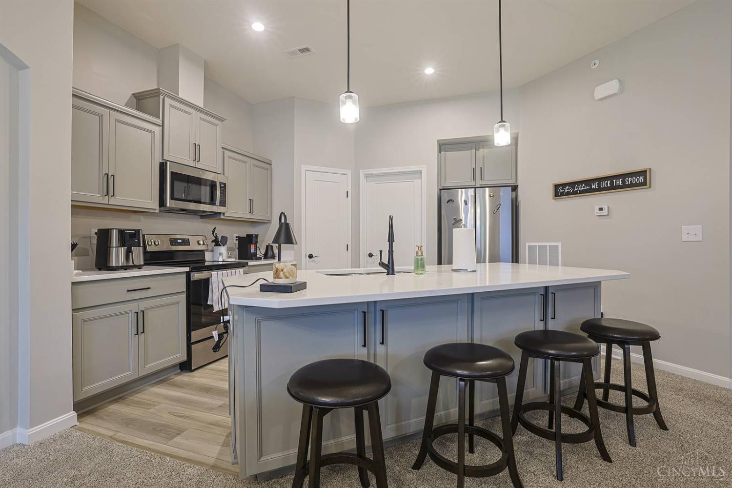 691 Tradition Ridge Cincinnati, OH 45245 - Photo 5 of 38