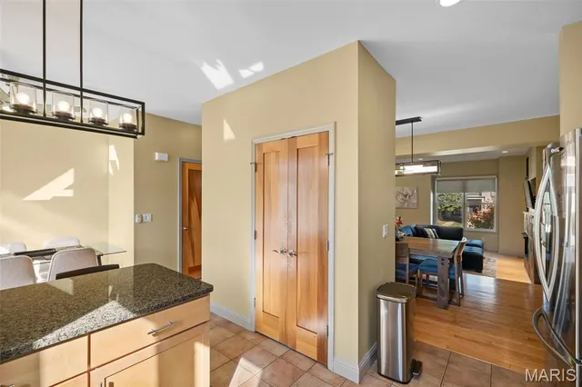 $359,999 | 4208 Olive Street, Unit 4208, St. Louis, MO 63108