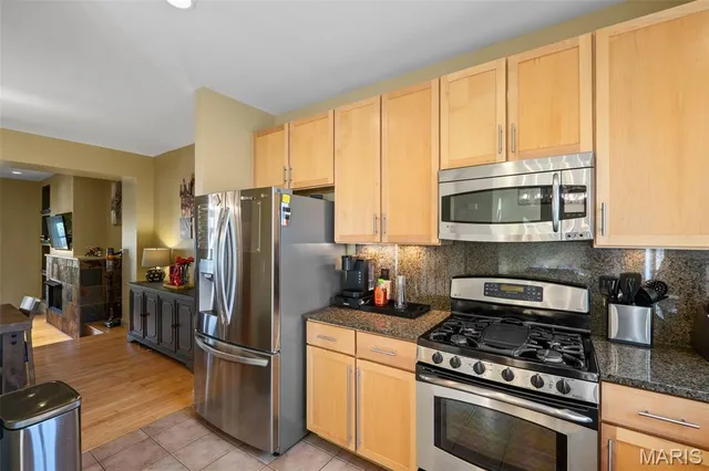 $359,999 | 4208 Olive Street, Unit 4208, St. Louis, MO 63108
