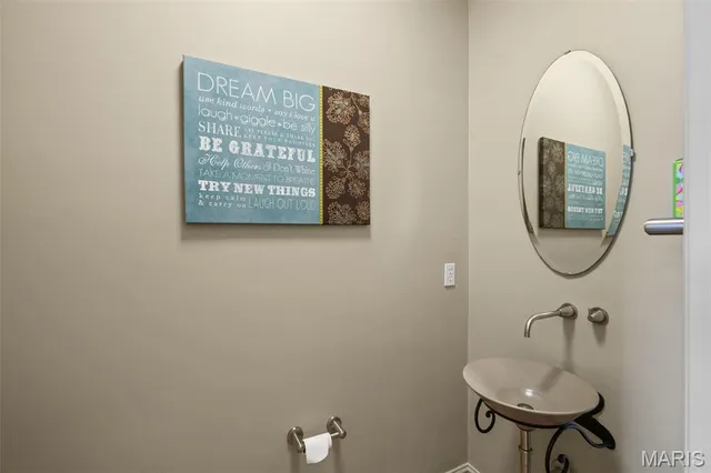 $359,999 | 4208 Olive Street, Unit 4208, St. Louis, MO 63108