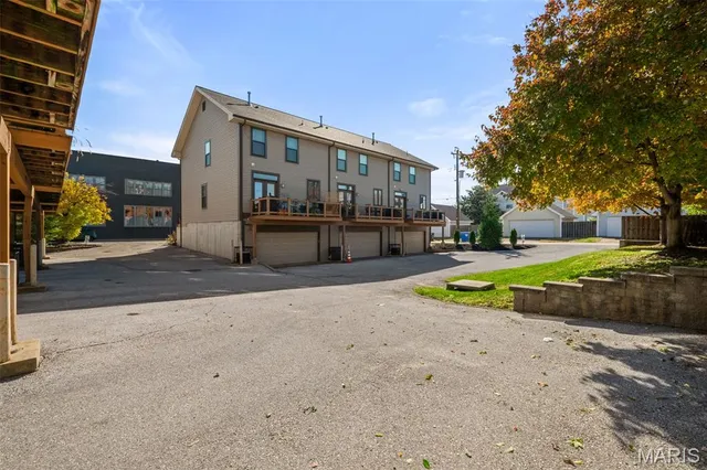 $359,999 | 4208 Olive Street, Unit 4208, St. Louis, MO 63108