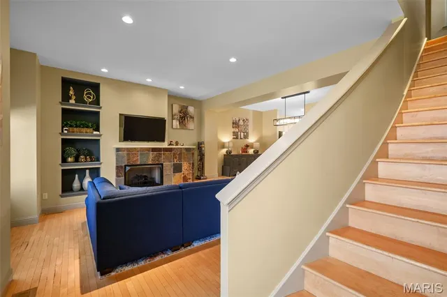 $359,999 | 4208 Olive Street, Unit 4208, St. Louis, MO 63108