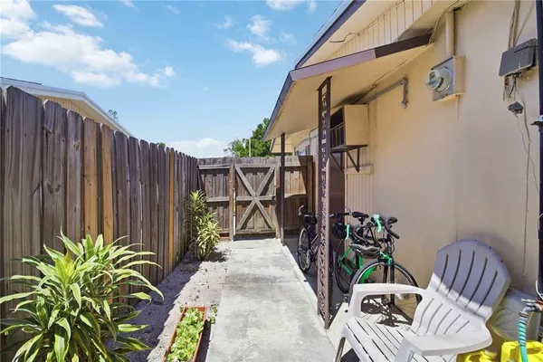 $387,000 | 3514 24th Parkway, Sarasota, FL 34235