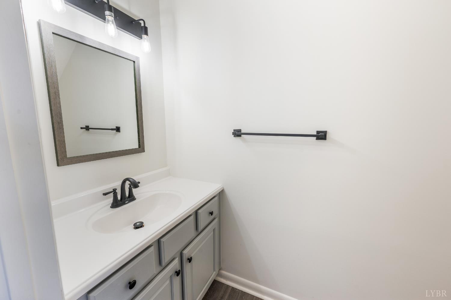 424 Oak Point Road Forest, VA 24551 - Photo 13 of 52 Gallery Image 13
