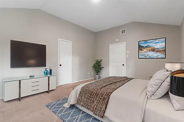 $349,900 | 102 Summer Crest Circle, The Woodlands, TX 77381