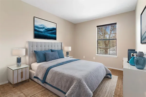 $359,900 | 102 Summer Crest Circle, The Woodlands, TX 77381