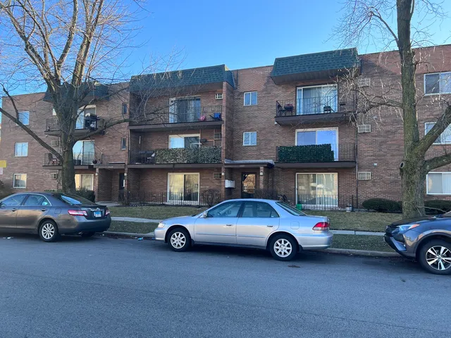 a car parked in front of a building