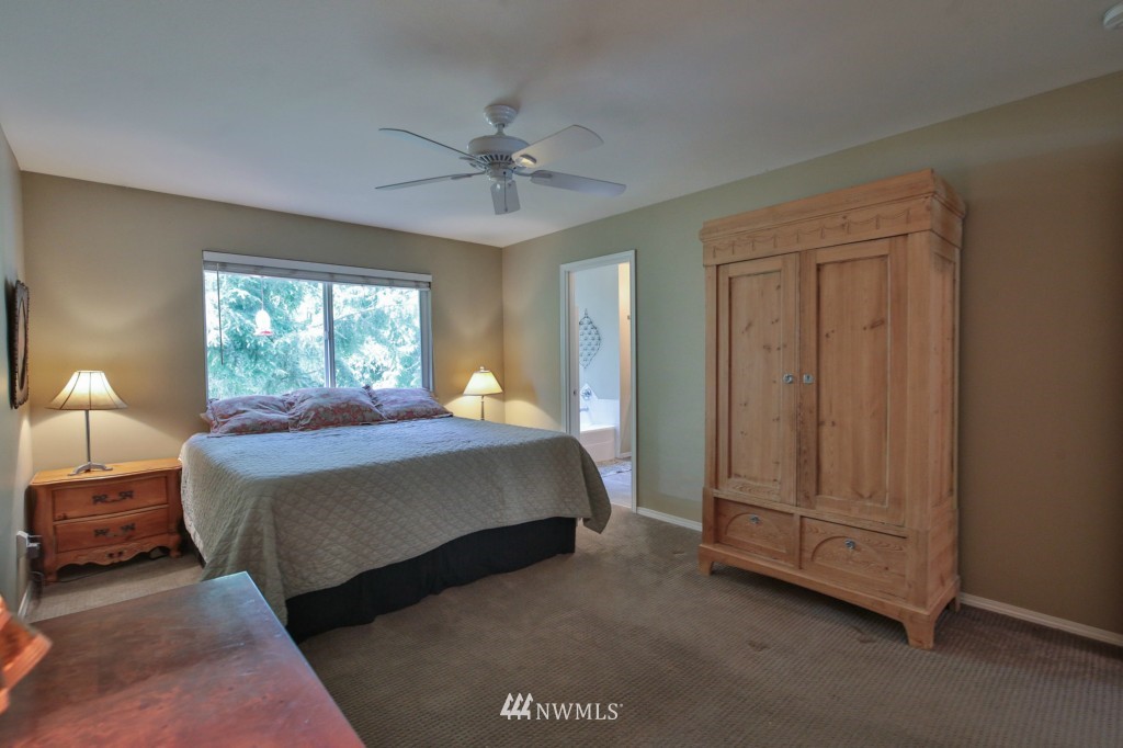 5308 Picnic Point Road Edmonds, WA 98026 - Photo 14 of 25 Gallery Image 14
